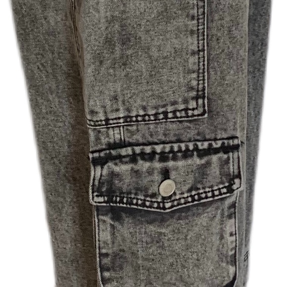 RISE SUPPLY Co.| Black Denim | Wide-Leg Cargo Pants - Picture 7 of 12